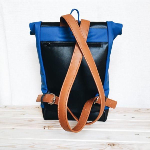 Egyedi, kézzel készített bőr rolltop hátizsák - Kék,barna,fekete